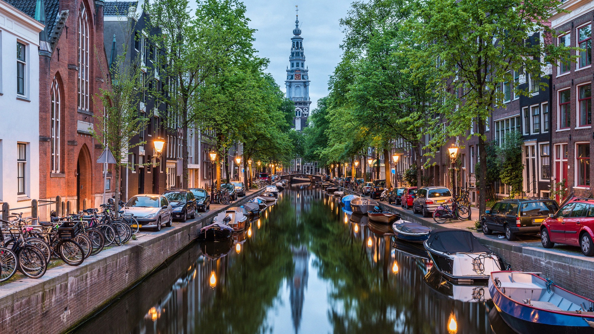 Canal at dusk with the Zuiderkerk